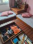 Conjunto 2 camas de corpo e meio. Pinho