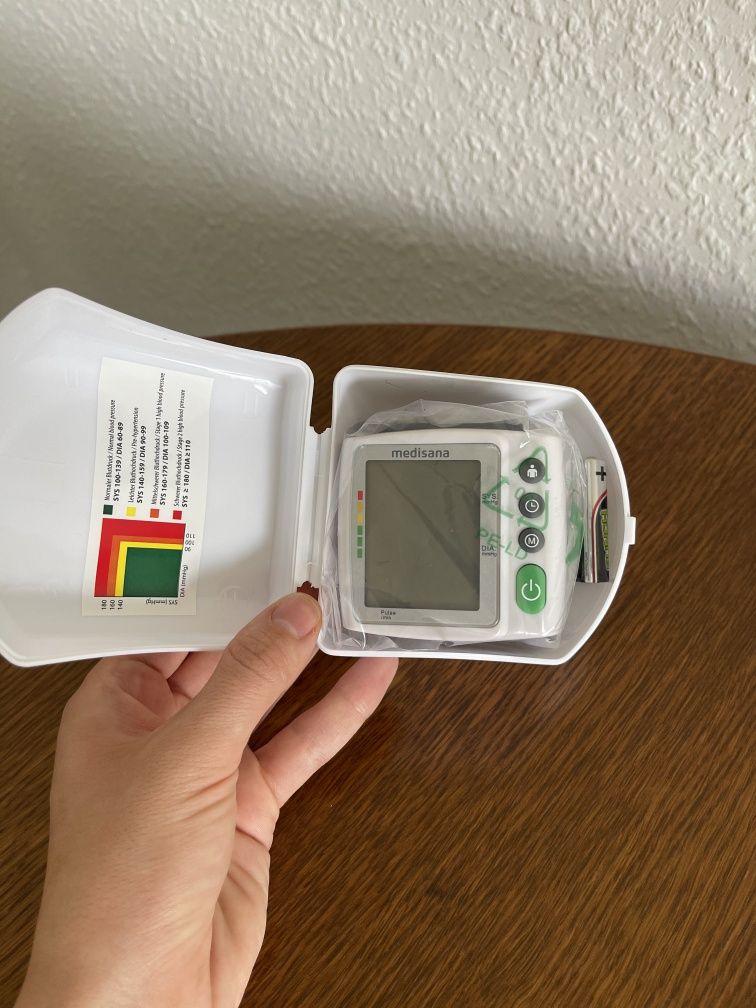 Автоматичний Тонометр Medisana BW 315 Blood Pressure Monitor (зап'ястя