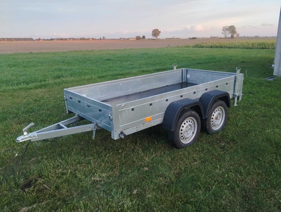 Wynajem przyczepa, przyczepka samochodowa LEKKA dwuoś 265x134x30 750kg