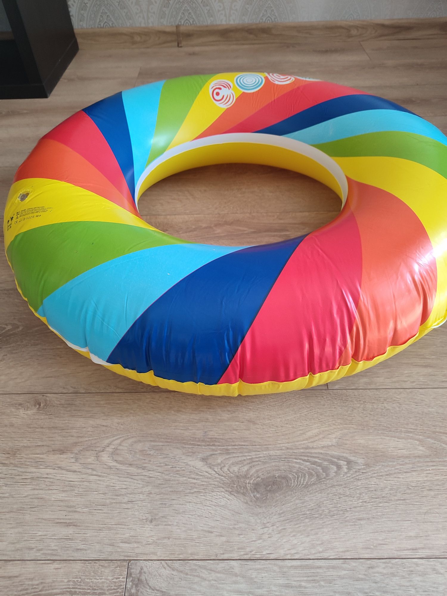 Nowe kolorowe koło dmuchane dla dziecka do nauki pływania