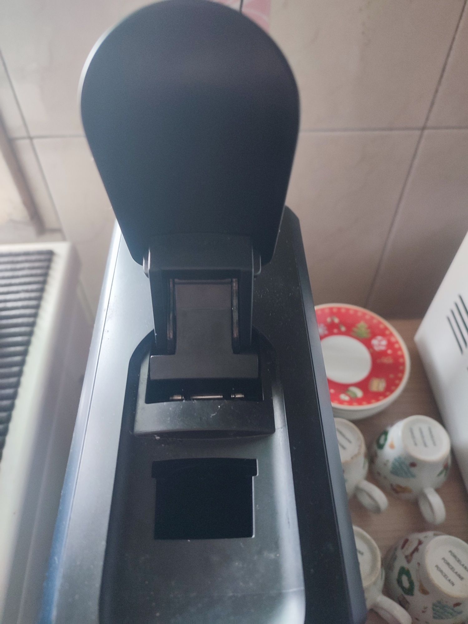 Máquina de café da marca Continente