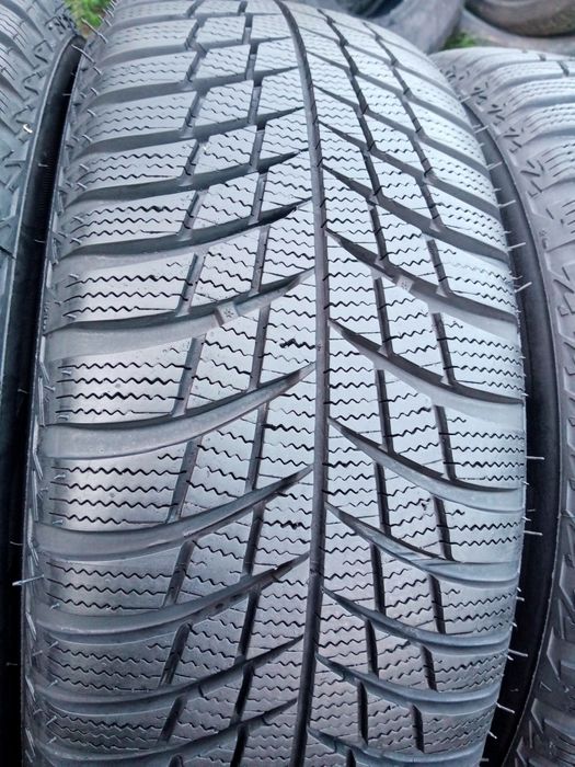 215 60 r16 Bridgestone Brizak