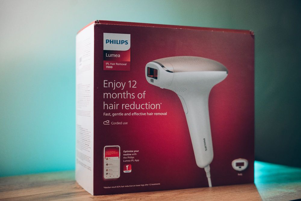 Фотоепілятор Philips Lumea 7000 SC1994/00 — повний комплект