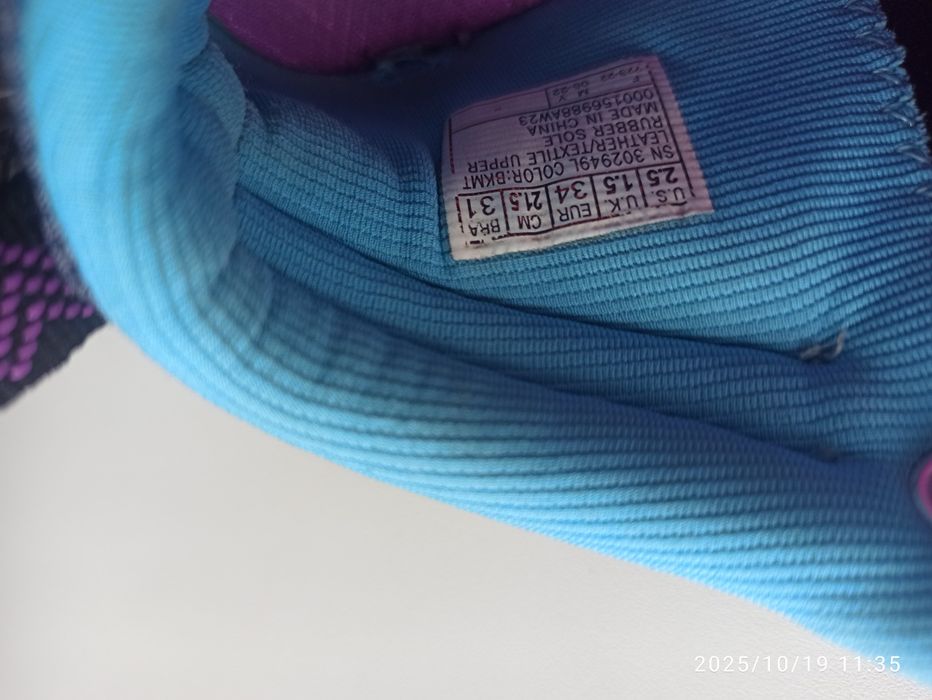 Кросівки підліткові фірми Skechers  34 розмір