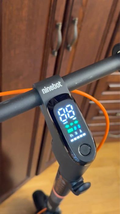 Електросамокат Ninebot