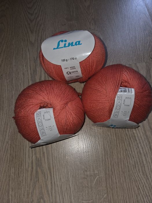 100 °/°  вовна  300 гр