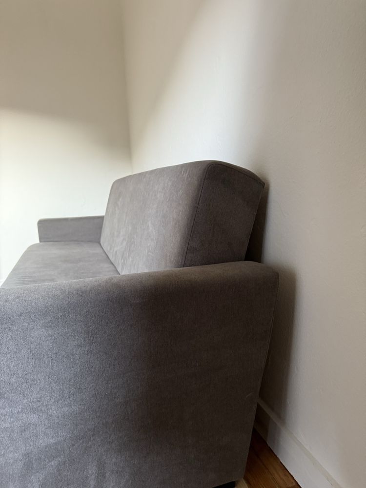 Vendo sofa cama cinza,  em muito bom estado