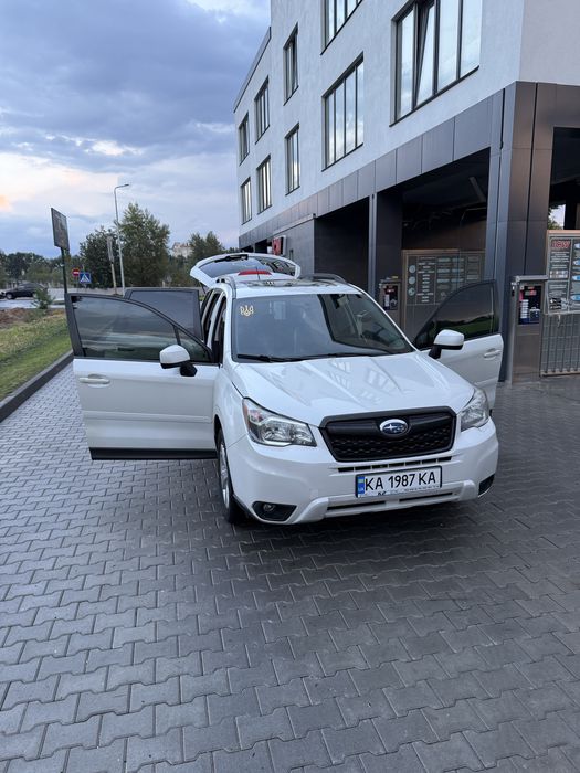 Subaru Forester 2014р в дуже збереженому стані