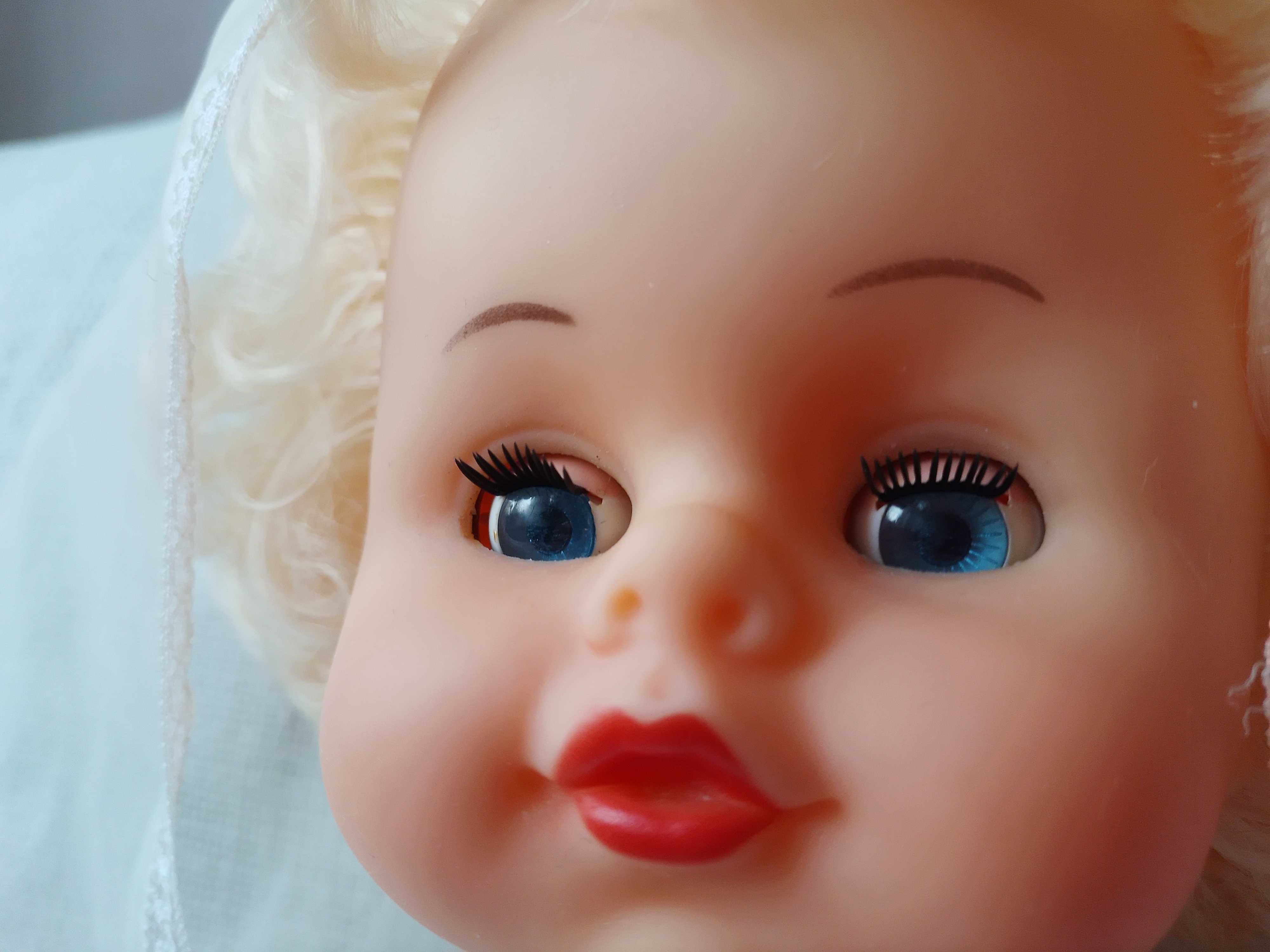 Кукла невеста и Надя Днепропетровской фабрики игрушек.  Цена за обе.