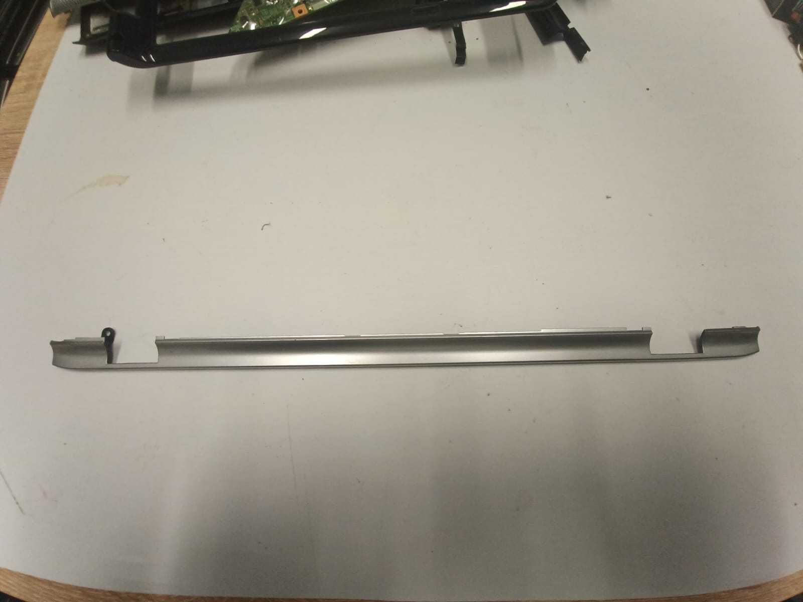 Zaślepka palmrestu laptopa HP Pavilion dv6700.