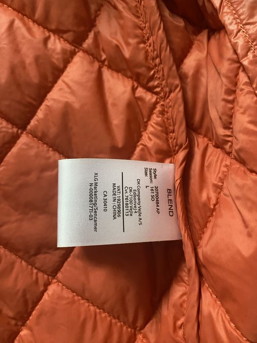 Чоловіча вітровка розмір Л фірма Blend