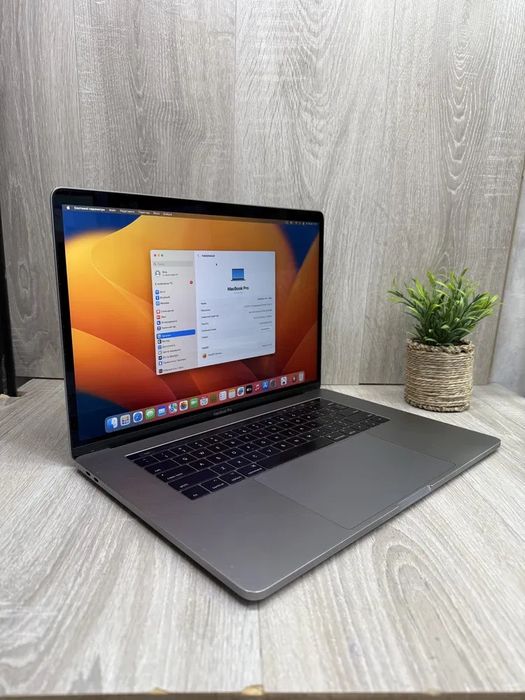 MacBook Pro 15” A1707 (2017) i7 16/512gb