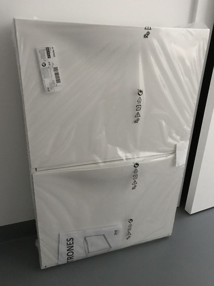 IKEA TRONES Szafka na buty, biały, czarny,  52x18x39 cm, nowe