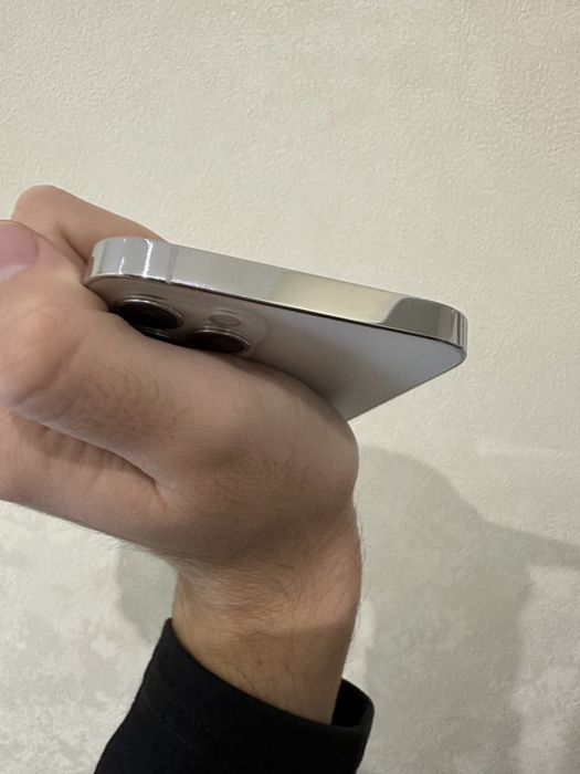 Iphone 12 pro в хорошому стані