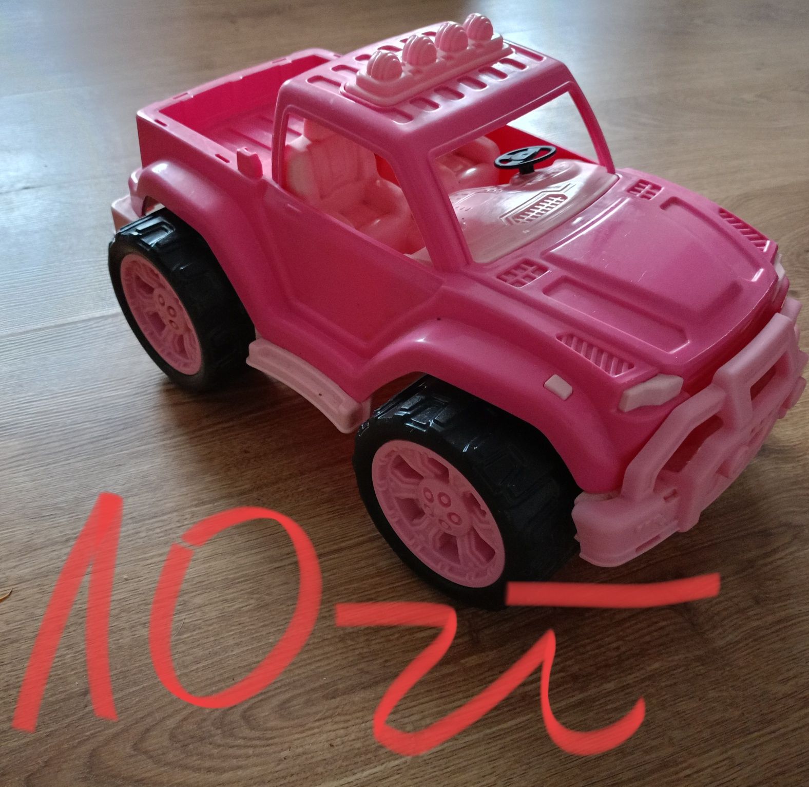 Duży samochód Jeep