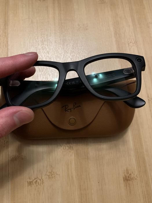 Ray-Ban META AI Wayfarer фотохромні самозатемняючі окуляри з камерою