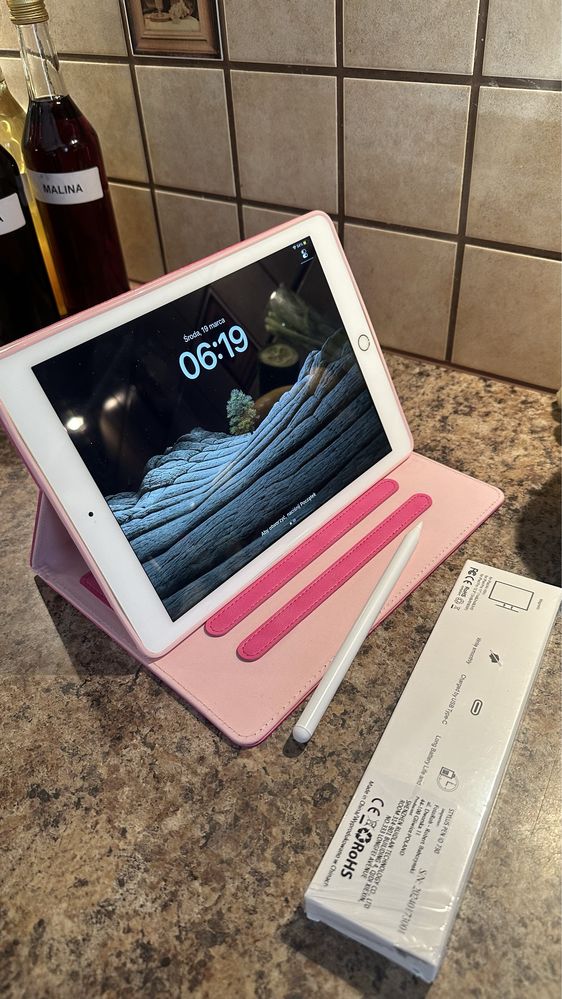 Tablet iPad Apple - TOUCH ID - PROCREATE