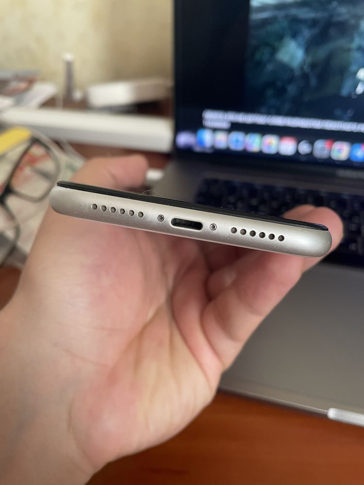 Iphone Xr neverlock 128 gb white