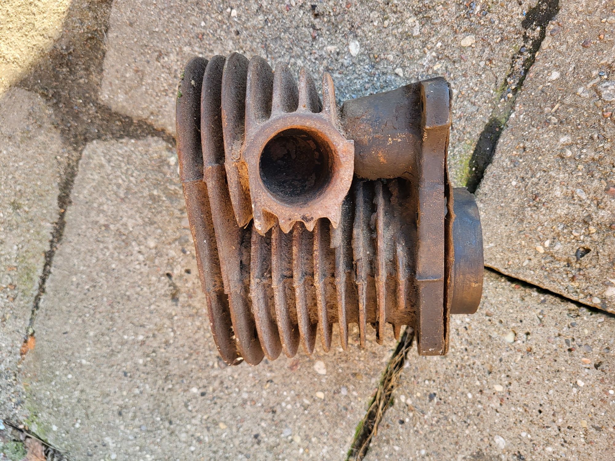Cylindry m 72 k 750