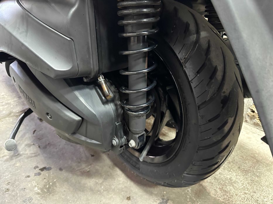 Ямаха Маджесті 400 Yamaha Majesty