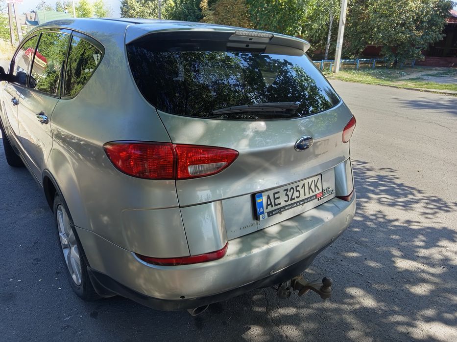 Субару трібека б9