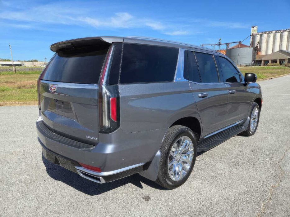 Cadillac Escalade      2021