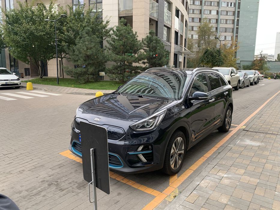 Kia Niro 21 рік 64 kw 550 км.