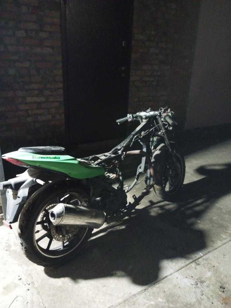 Продам вайпер ф2 200
