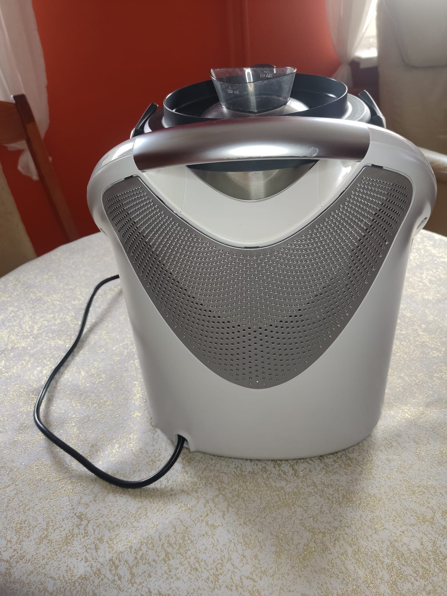 Sprzedam THERMOMIX 5