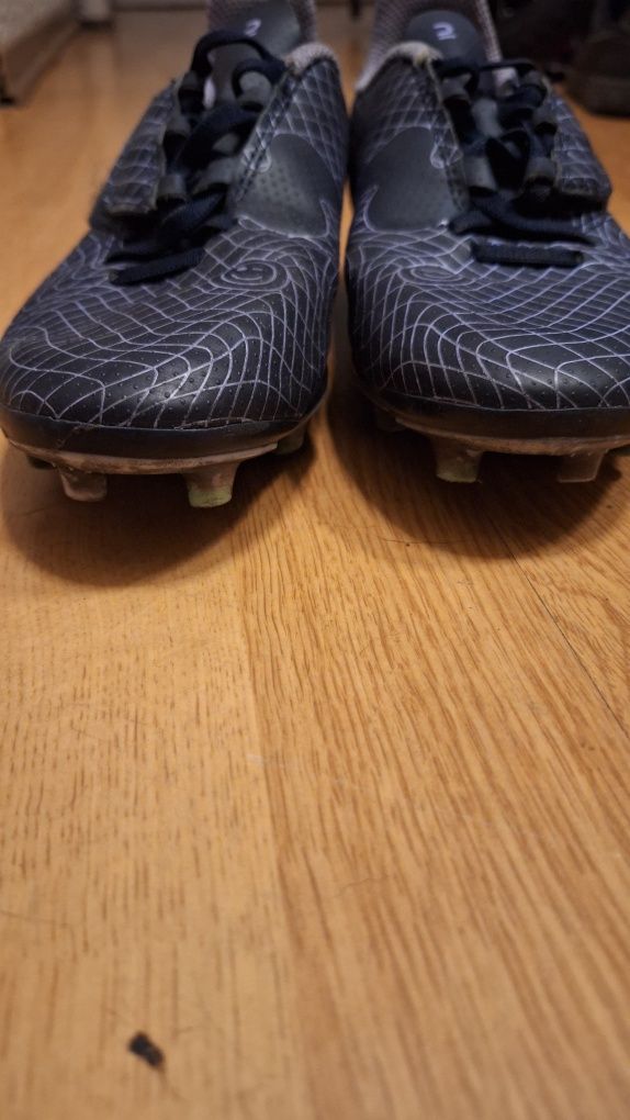 Buty korki chłopięce Kipsta Viralto (Decathlon) r.34 (wkładka 21,5 cm)