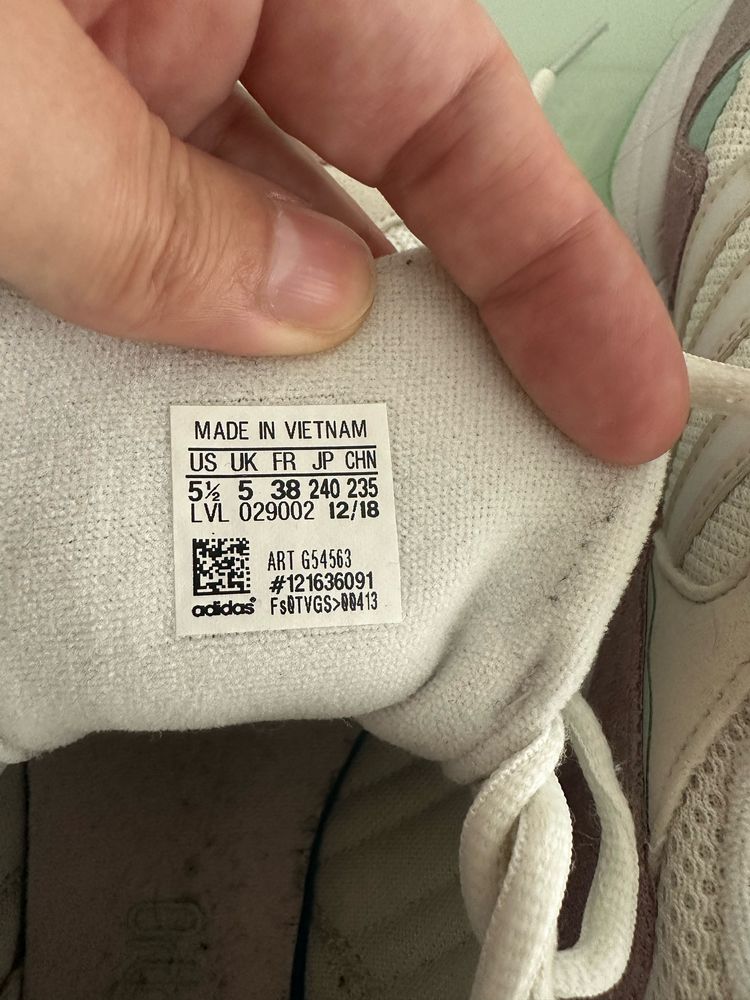 Tenis adidas tamanho 38 originais