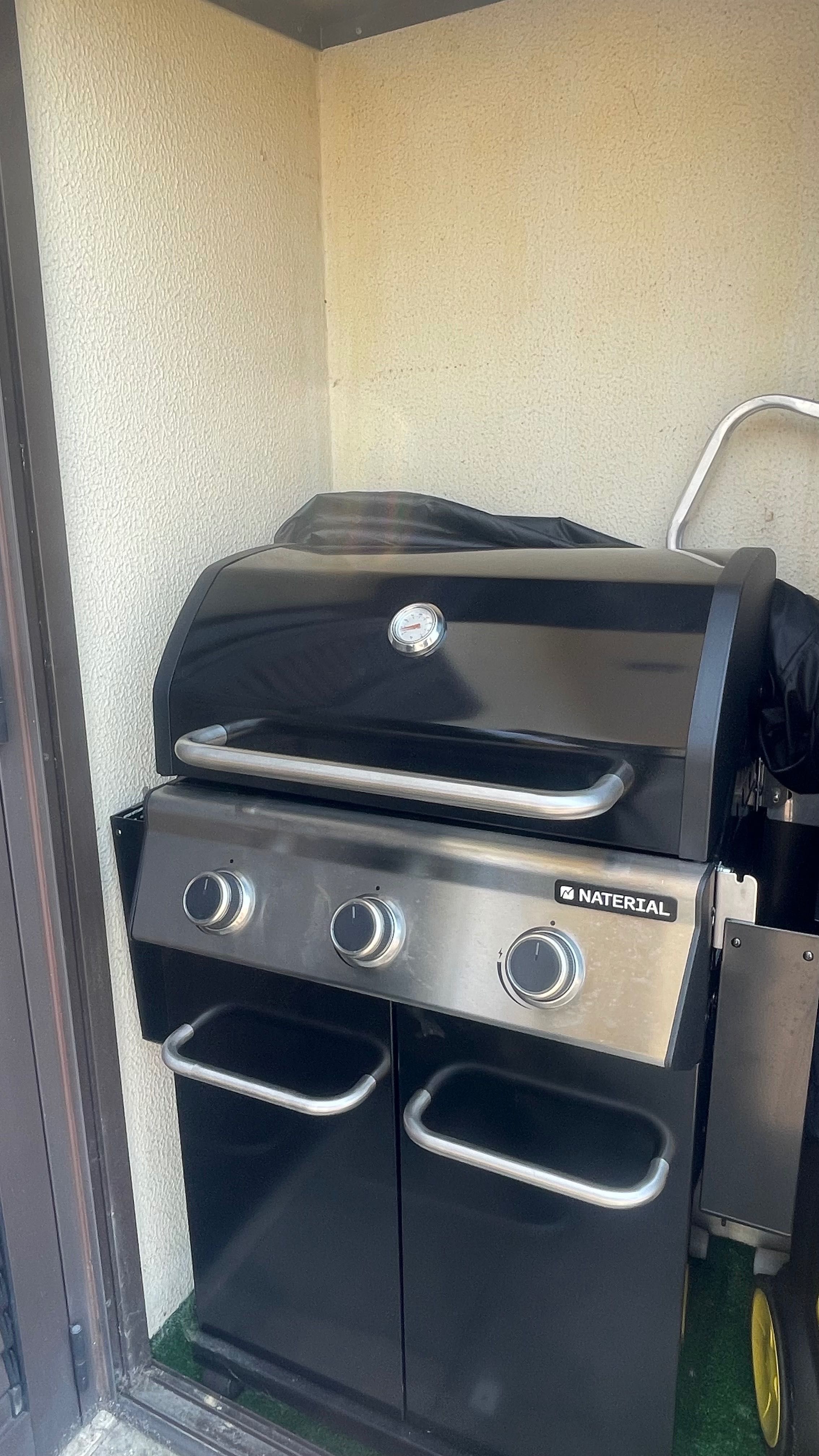 Barbecue usado uma vez