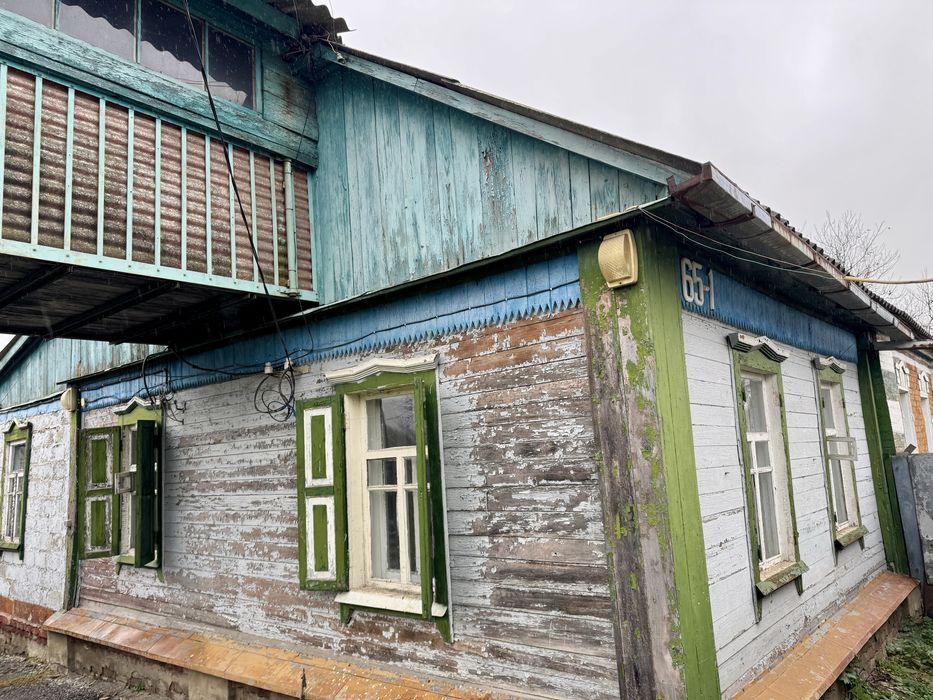 Продам частину будинку в місті Люботин