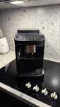 Кавомашина De’Longhi Magnifica Evo — майже нова