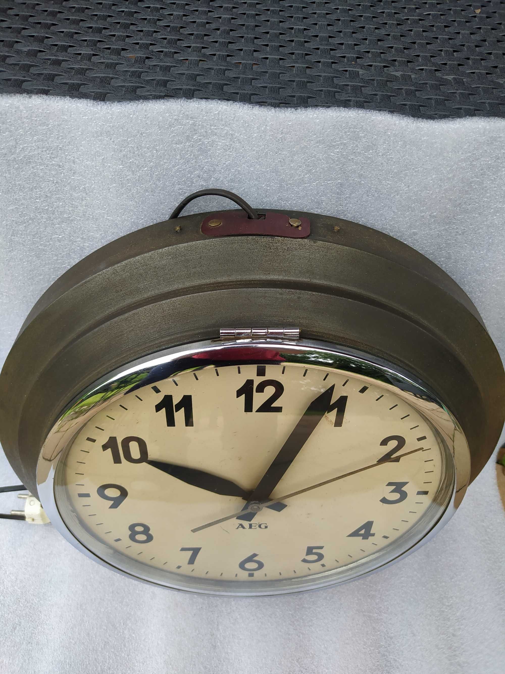 Zegar AEG elektryczny Peter Behrens vintage 1910r.