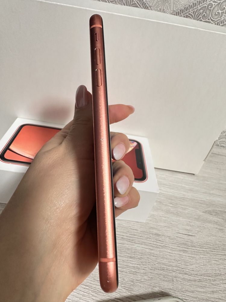 Вживаний Apple iPhone XR 128GB Coral