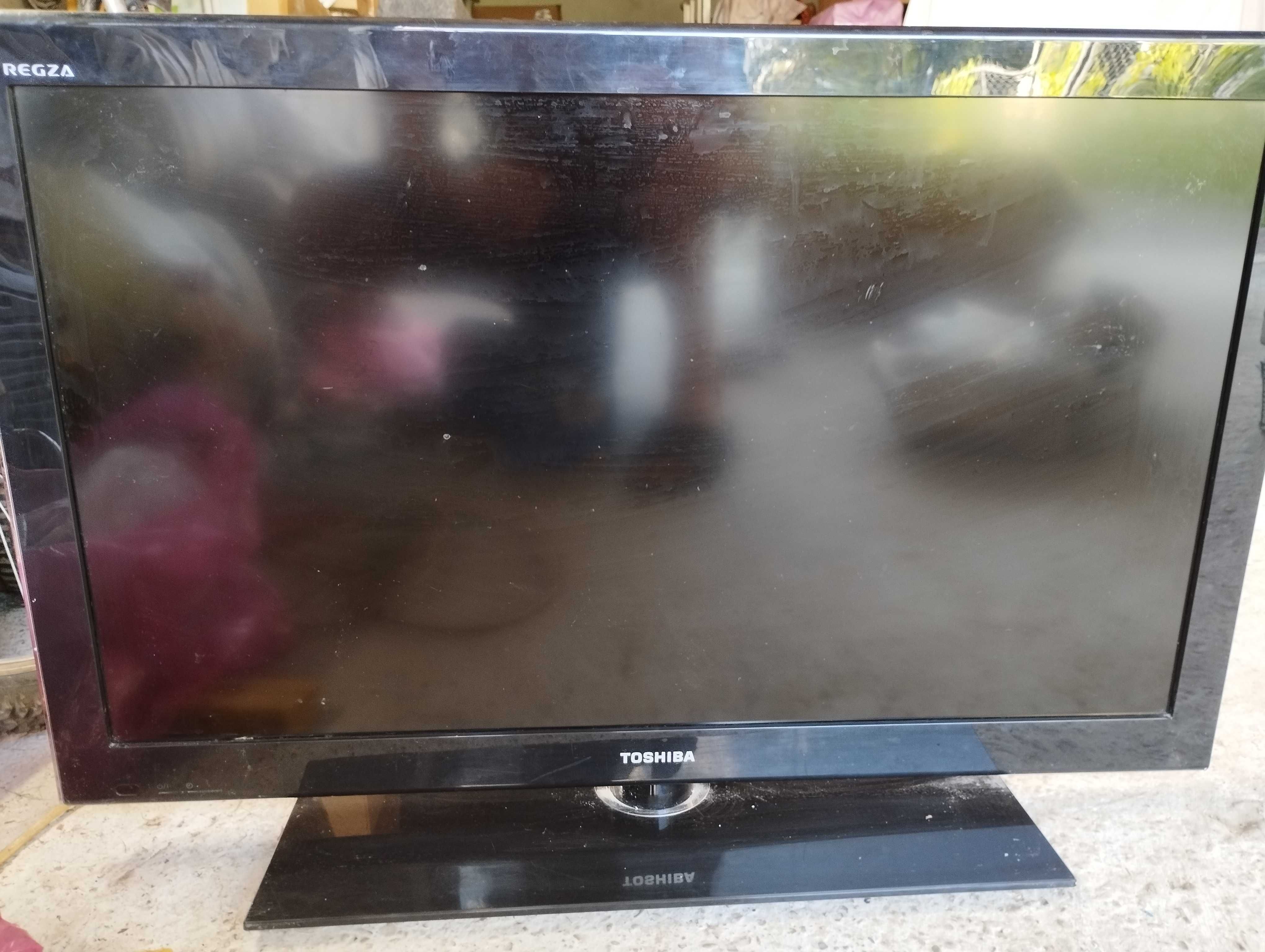 Телевізор TOSHIBA 32SL738G