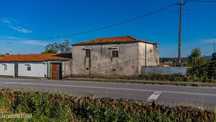 Moradia para restauro em Barqueiros, em lote de terreno com 713 m2