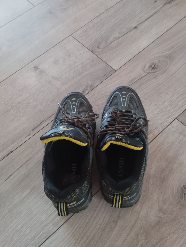 Buty trekkingowe r. 37