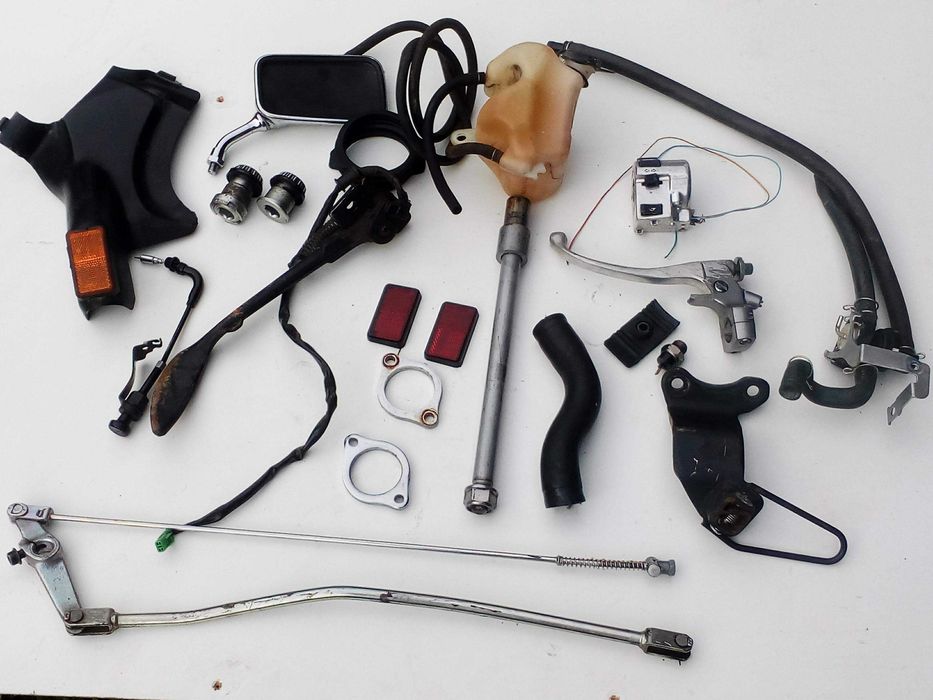 Honda shadow vt 750 spirit części uchwyt osłona mocowanie różne