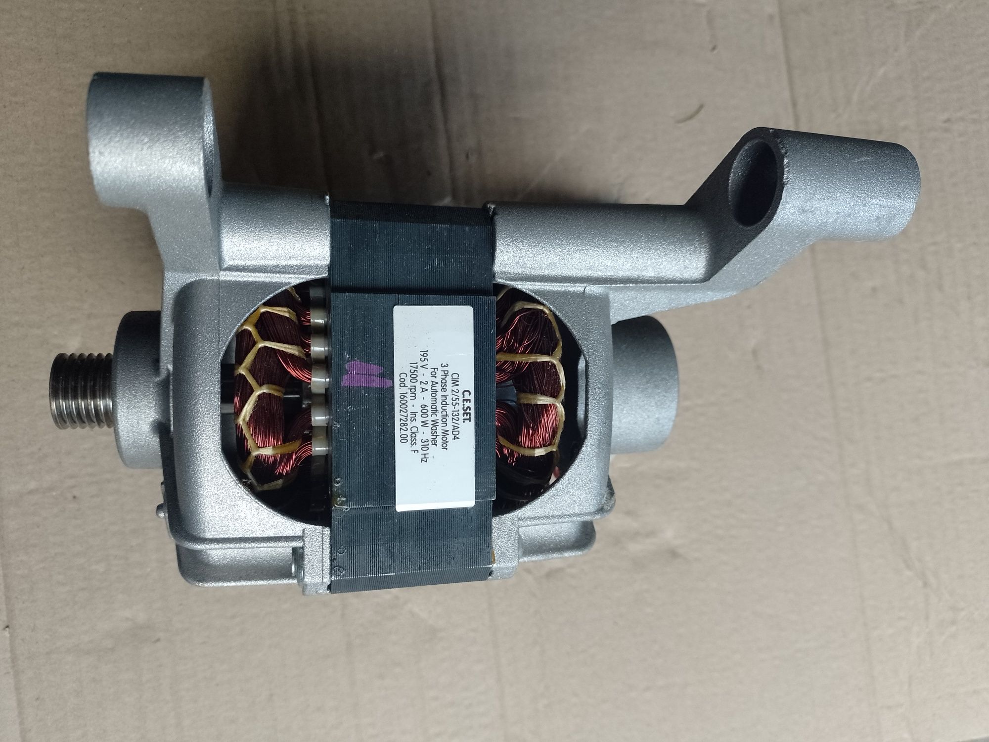 Silnik do pralki Ariston Hotpoint mod.WMSD 723S EU