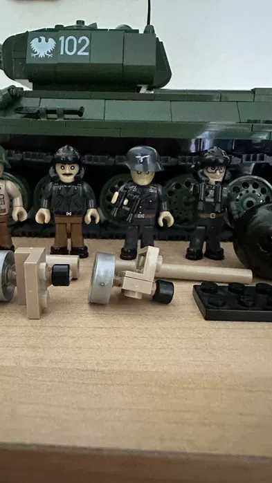 Klocki Cobi Czołg T34 Rudy 102 - Wersja Limitowana