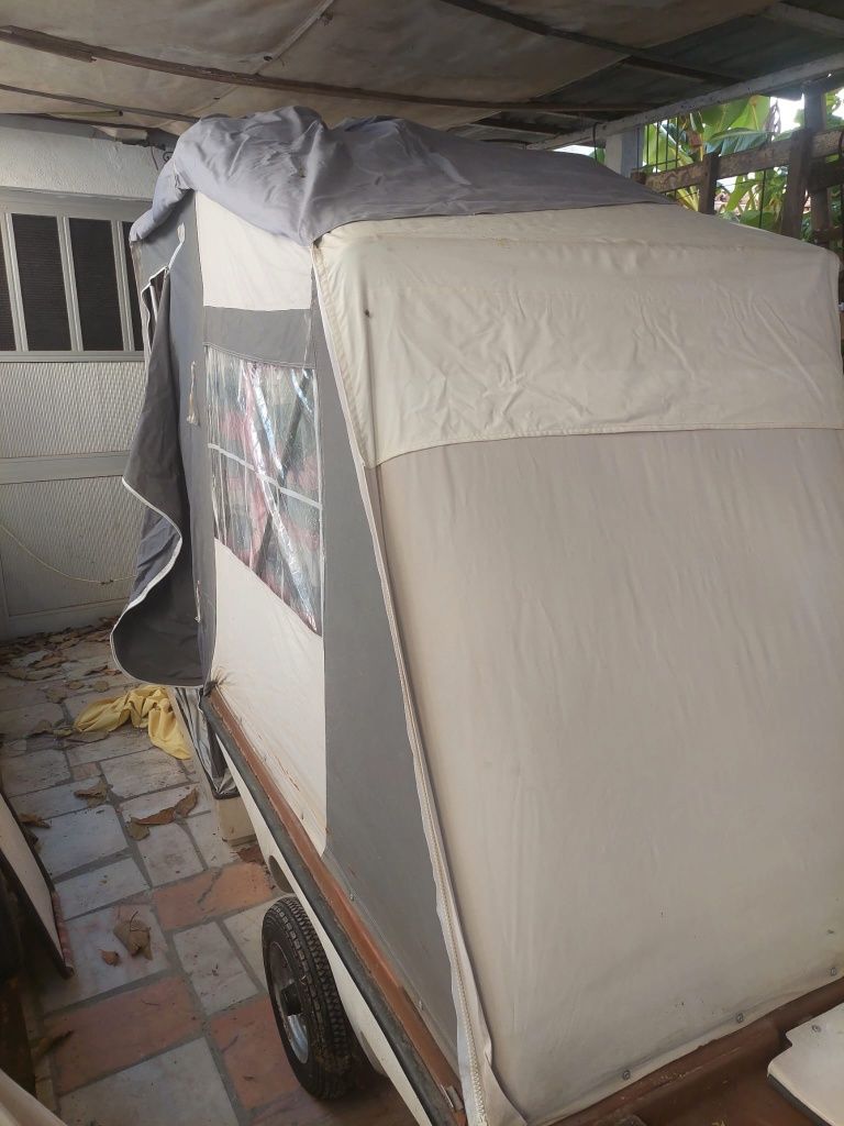 Vendo Atrelado tenda