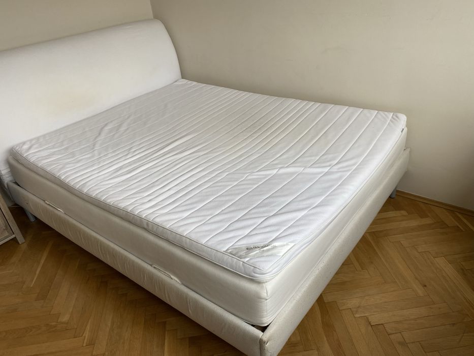 Łóżko używane (z materacem IKEA Hjartdal)- szer. 180 cm