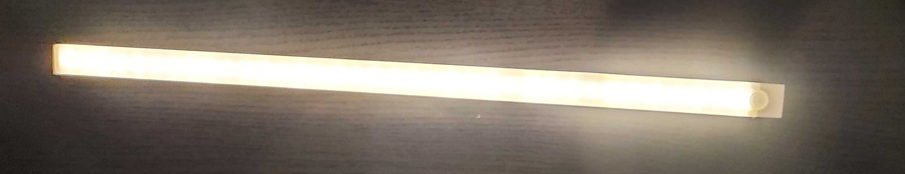 Listwa świetlna automatyczna 36 LED.