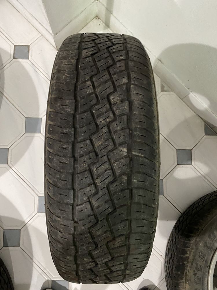 Jantes Especiais 5 Land Rover Impecáveis e 5 Pneus 215/65R16