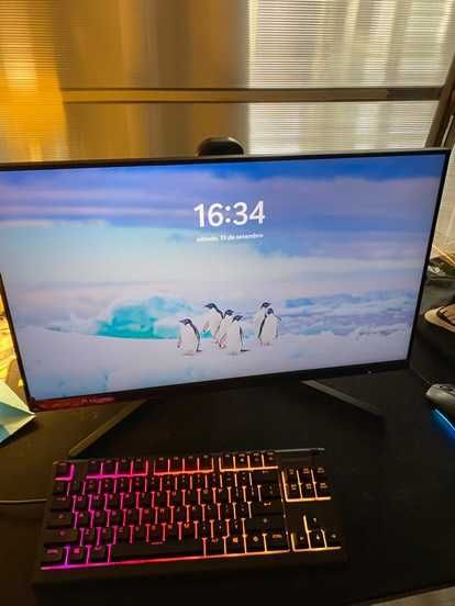 Monitor AOC 240Hz 0.5Ms