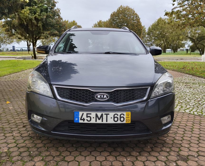 Kia Ceed SW 1.6 CRDi 2012 | 104.000 KM REAIS | Econó