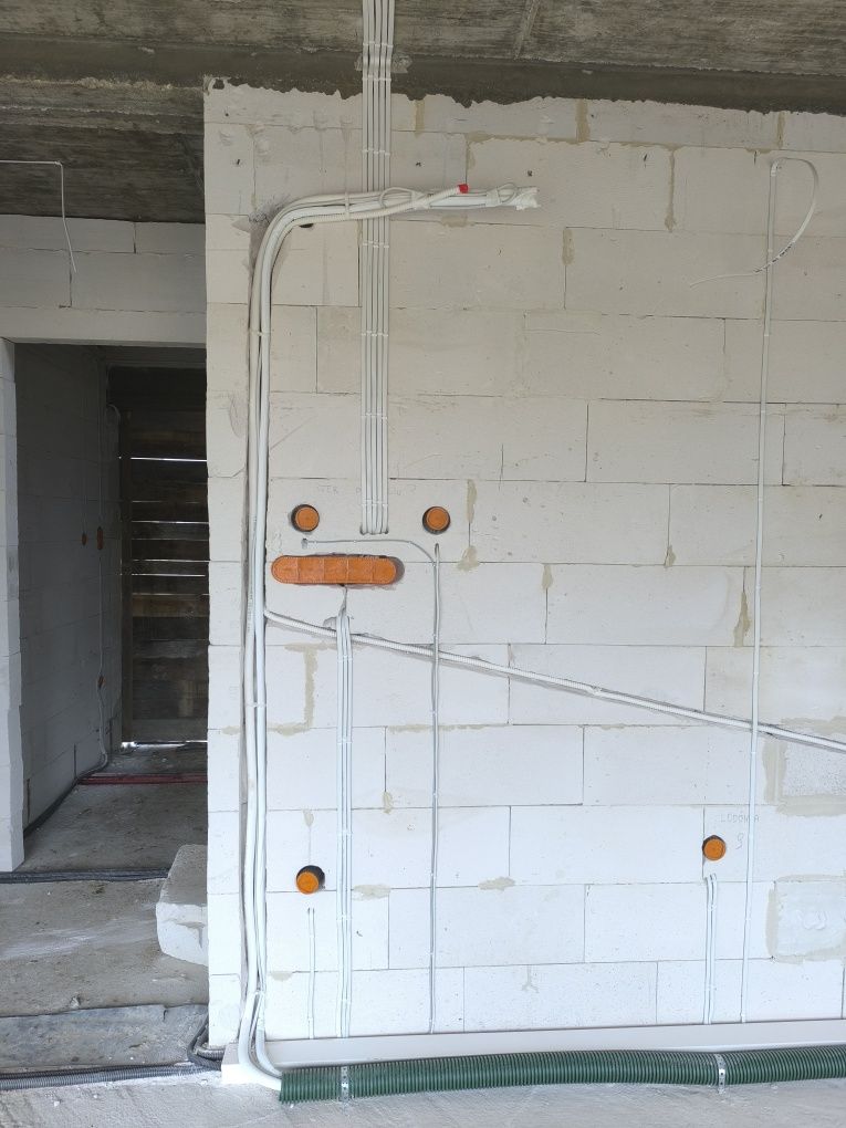 Napędy bram, Wideodomofon, Monitoring, Instalacje Elektryczne
