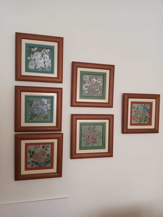 Azulejos pintados  à mão com moldura em madeira
